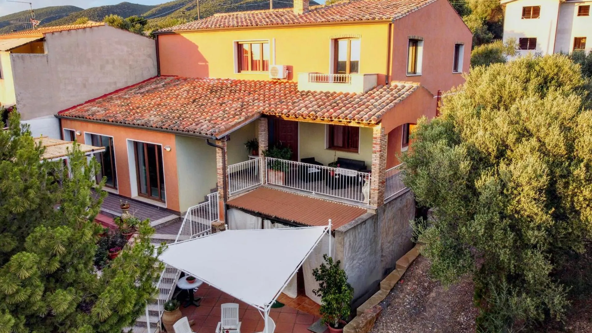 B&B Stell'E Mari SantʼAnna Arresi 0*,